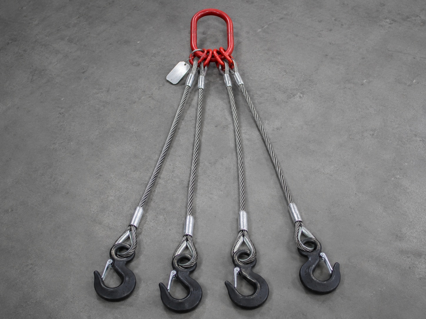 4 Leg Bridle Wire Rope Sling 16mm x 3m WLL 6.90T 4 leg bridle wire rope sling 16mm x 3m WLL 6.90T with master link hooks thimble eyes swaged sleeves and metal tag